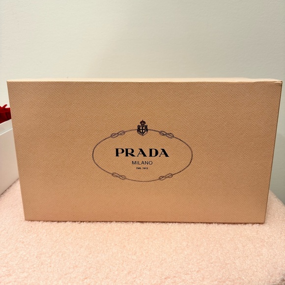 Authentic Prada cap toe heels - Picture 9 of 9